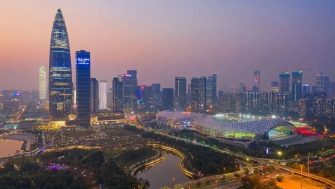 港人北上消費的喜與憂