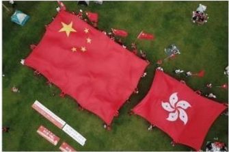 一年前的今天，對於身在中國的人來說，你很難忘記自己身在何處，經歷了什麽。