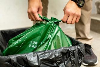 垃圾徵費即將實行，港人馬上要扔不起垃圾？