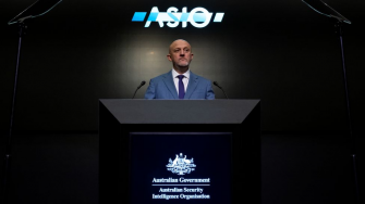 澳洲前政客被曝叛國，情報局長不點名引發猜測和不滿
