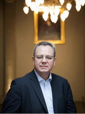 為阻日企收購鋼鐵公司，美濫用國家安全實施保護主義