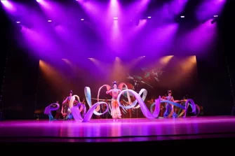 穿越千年敦煌，善心普渡千手千眼