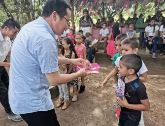阮紀宏：中國「軟硬兼施」，彎道追趕中美洲關係