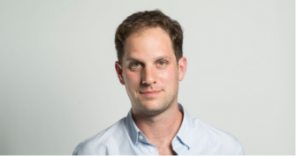 在俄被捕美國記者將以間諜罪受審，俄美再現人質交換博弈