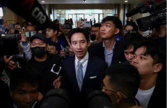 泰國法院下令解散前進黨 披塔等11名領袖10年禁參政