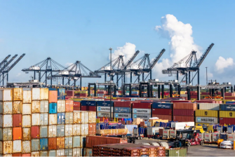 美國多個行業大規模罷工，為選情帶來變數